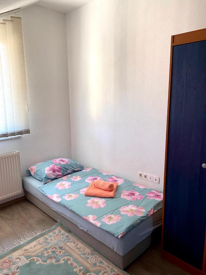 Big Apartment 3 Bedrooms Bihać 外观 照片